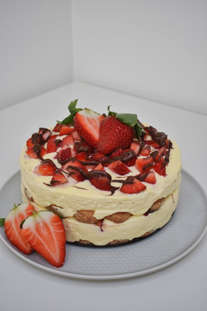 TIRAMISU Z JAGODAMI IN NUTELLO 6 Image 2 21 21 at 4.26 PM MakeSomeSweets